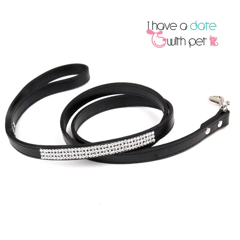 Mode Diamante Leder Hundeleine Bling Strass Halsband Haustier Spaziergänge führt kleine Haustier Welpen Hund liefert lila rosa