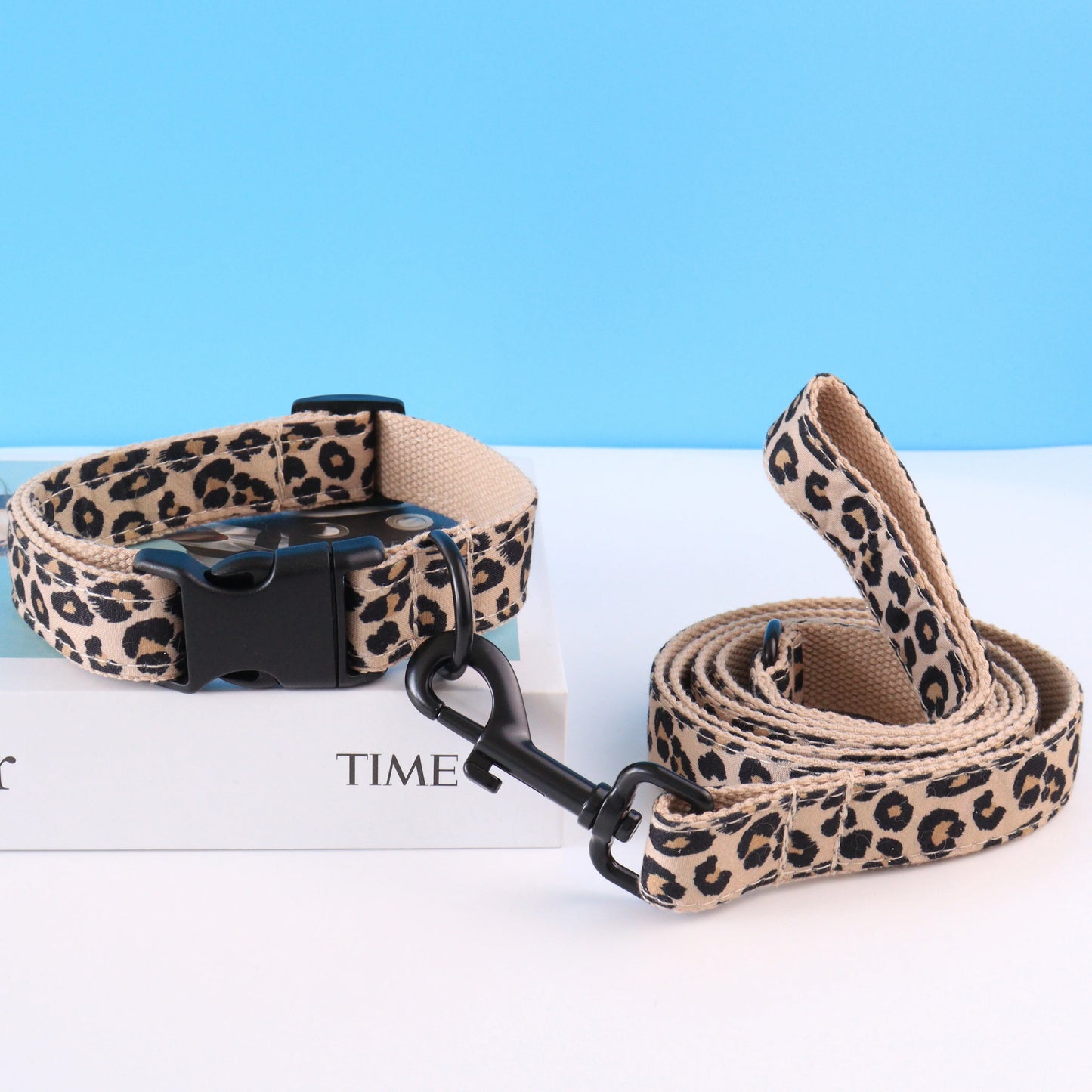 Personalisiertes Haustierhalsband mit Leopardenmuster, grünes Feldmuster, Camouflage-Hundehalsband aus Nylon mit kostenlosem graviertem ID-Leine-Set, verstellbar für Hunde