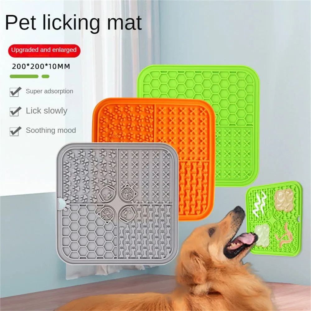 Dog Slow Feeders Mats With Suction Cup Silicone Dog Food Sucker Training Dog Feeder Alternative to Feed Dog Bowl Dog Accessories